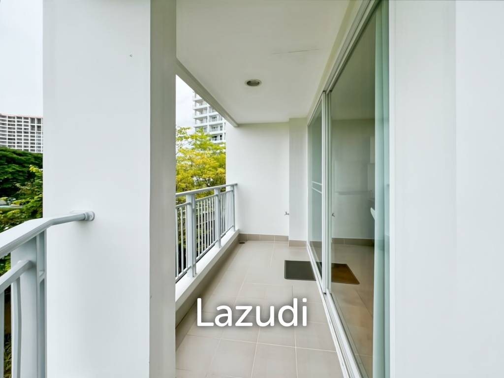 Charming 2-Bedroom Condo for Sale in Boathouse Hua Hin!