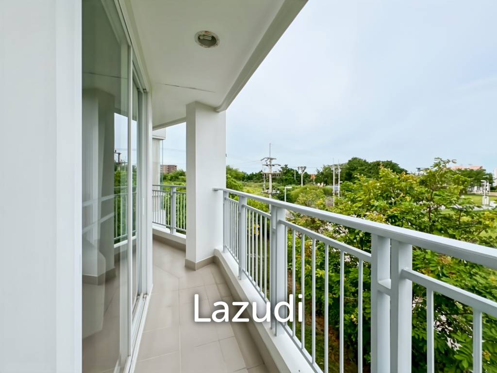 Charming 2-Bedroom Condo for Sale in Boathouse Hua Hin!