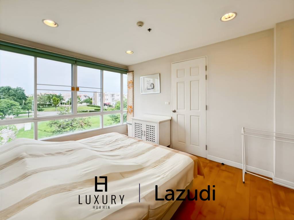 Charming 2-Bedroom Condo for Sale in Boathouse Hua Hin!