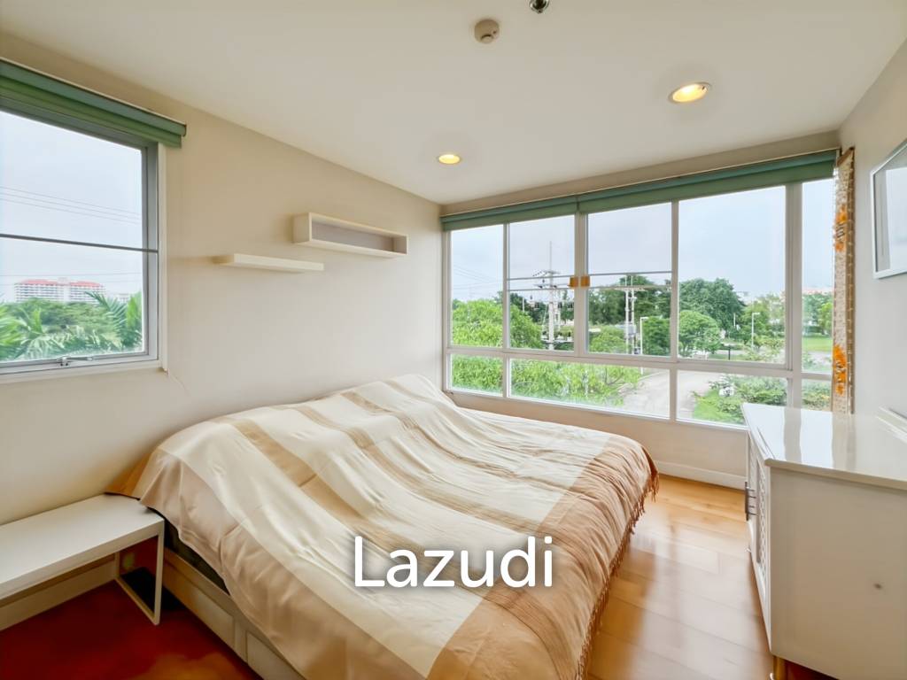 Charming 2-Bedroom Condo for Sale in Boathouse Hua Hin!
