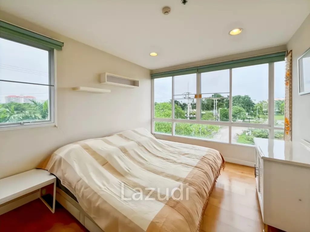 Charming 2-Bedroom Condo for Sale in Boathouse Hua Hin!