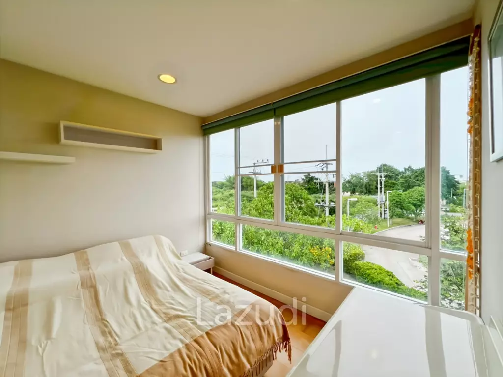 Charming 2-Bedroom Condo for Sale in Boathouse Hua Hin!
