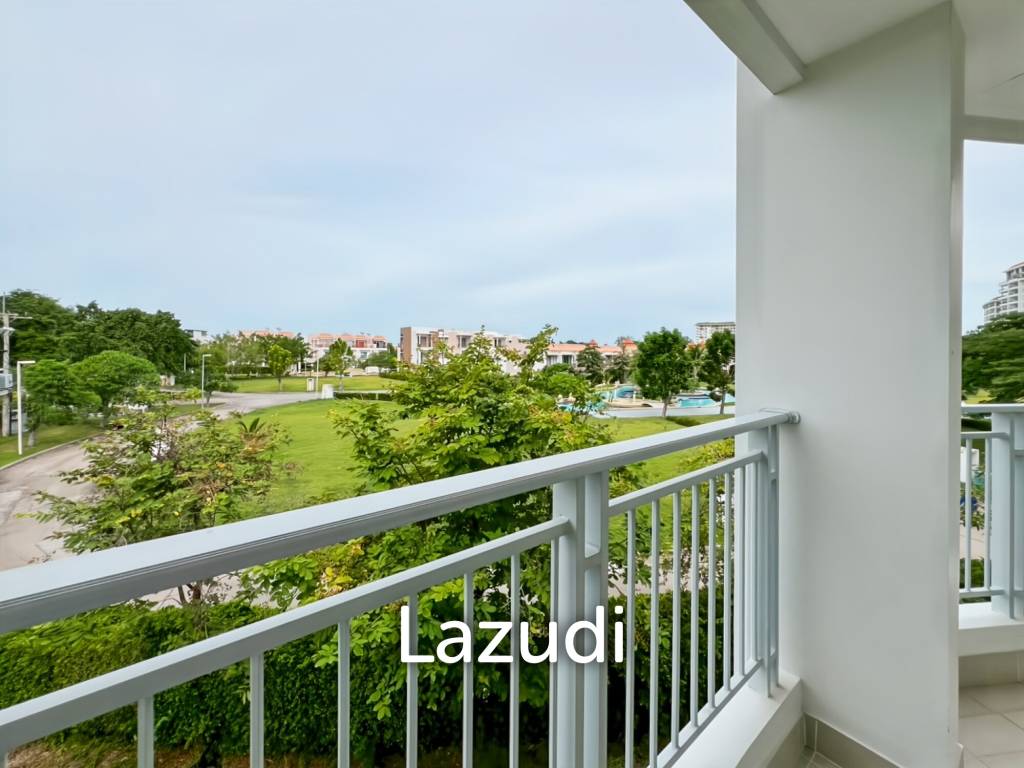 Charming 2-Bedroom Condo for Sale in Boathouse Hua Hin!
