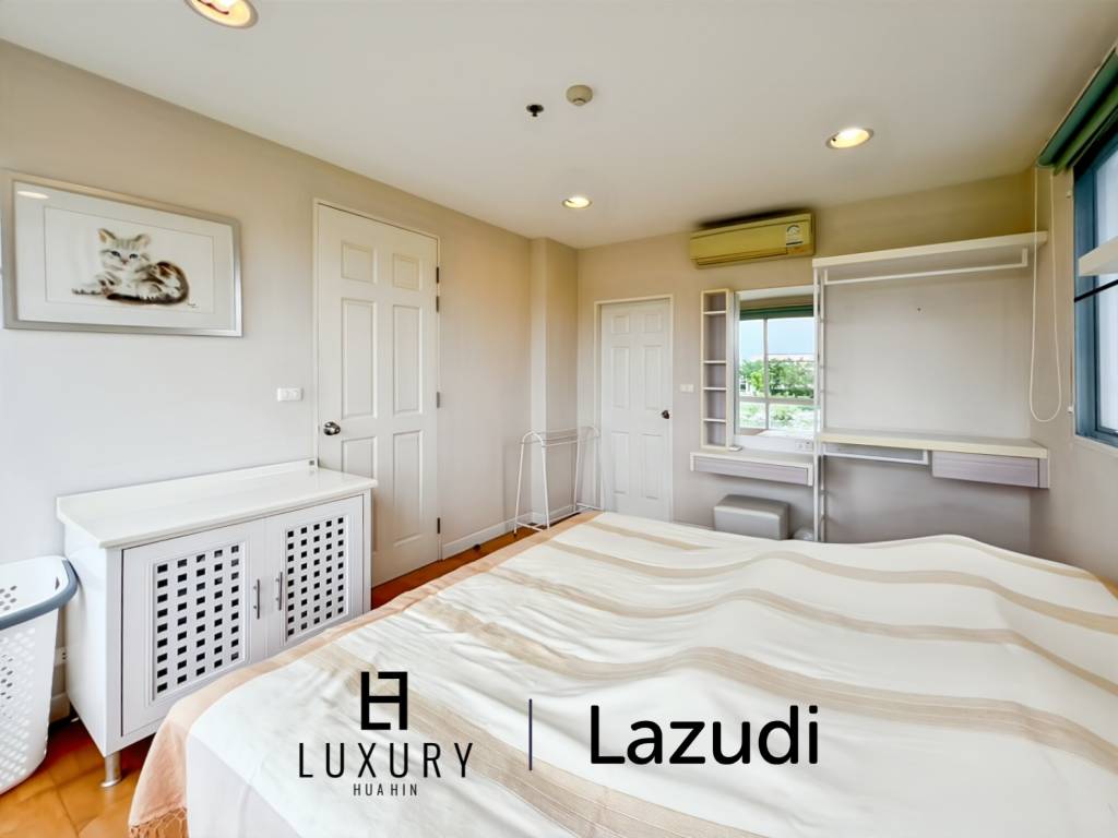 Charming 2-Bedroom Condo for Sale in Boathouse Hua Hin!