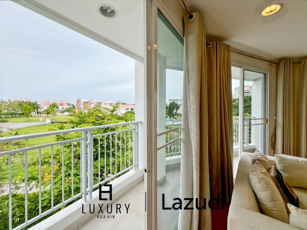 Charming 2-Bedroom Condo for Sale in Boathouse Hua Hin!