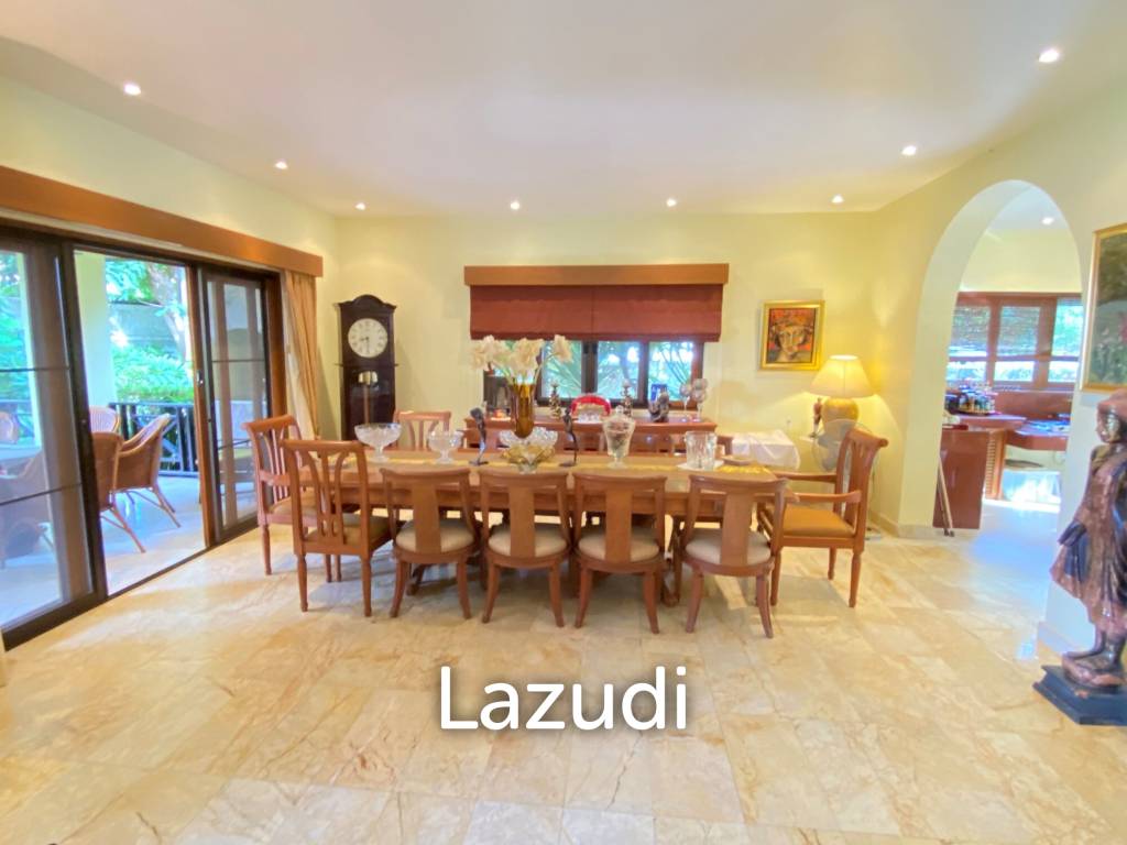 900 Sqm 5 Bed 6 Bath Villa For Sale