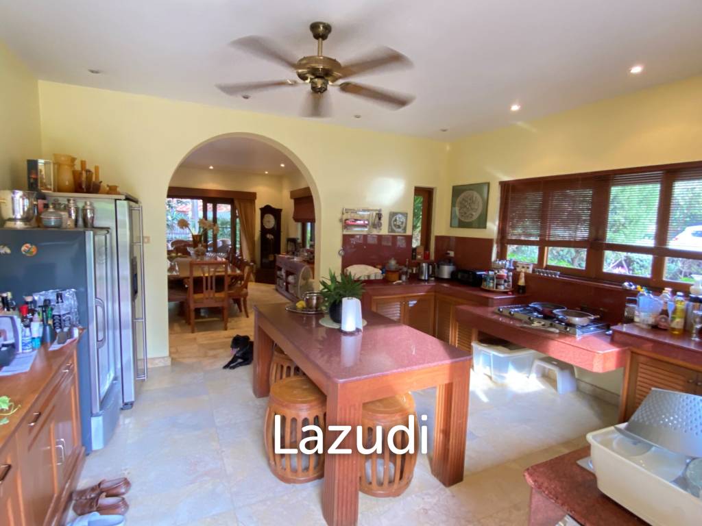 900 Sqm 5 Bed 6 Bath Villa For Sale