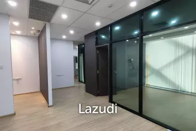 Partially Fitted Office Space for rent in Asoke