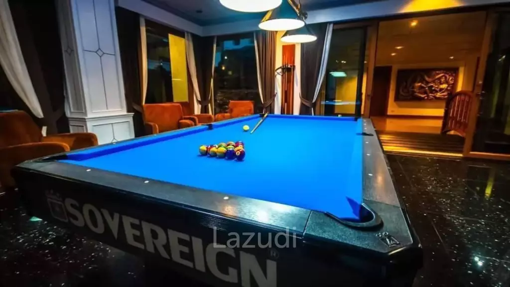 Panoramic Oceanview Thai-Style 13-Bedroom Pool Villa Near Tri Trang Beach, Patong