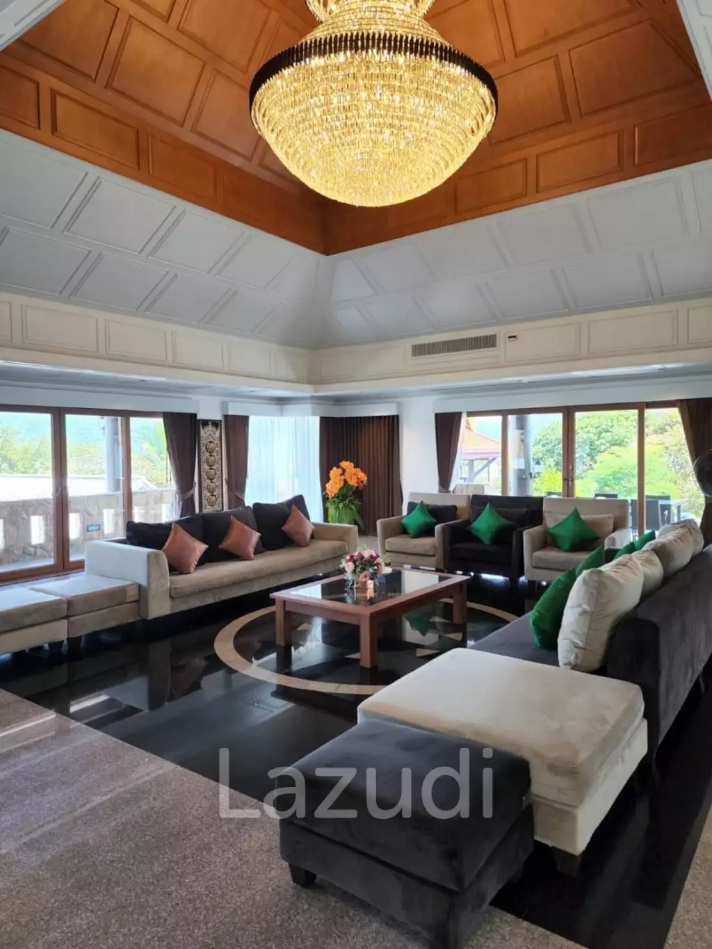Panoramic Oceanview Thai-Style 13-Bedroom Pool Villa Near Tri Trang Beach, Patong