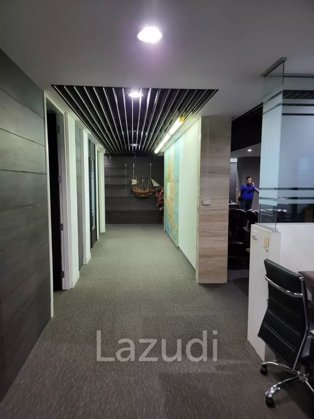 Whole Office Building for sale and rent in Chatuchak