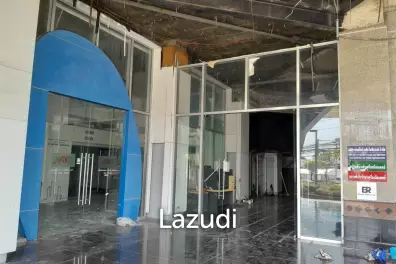 Whole Office Building for sale and rent in Chatuchak
