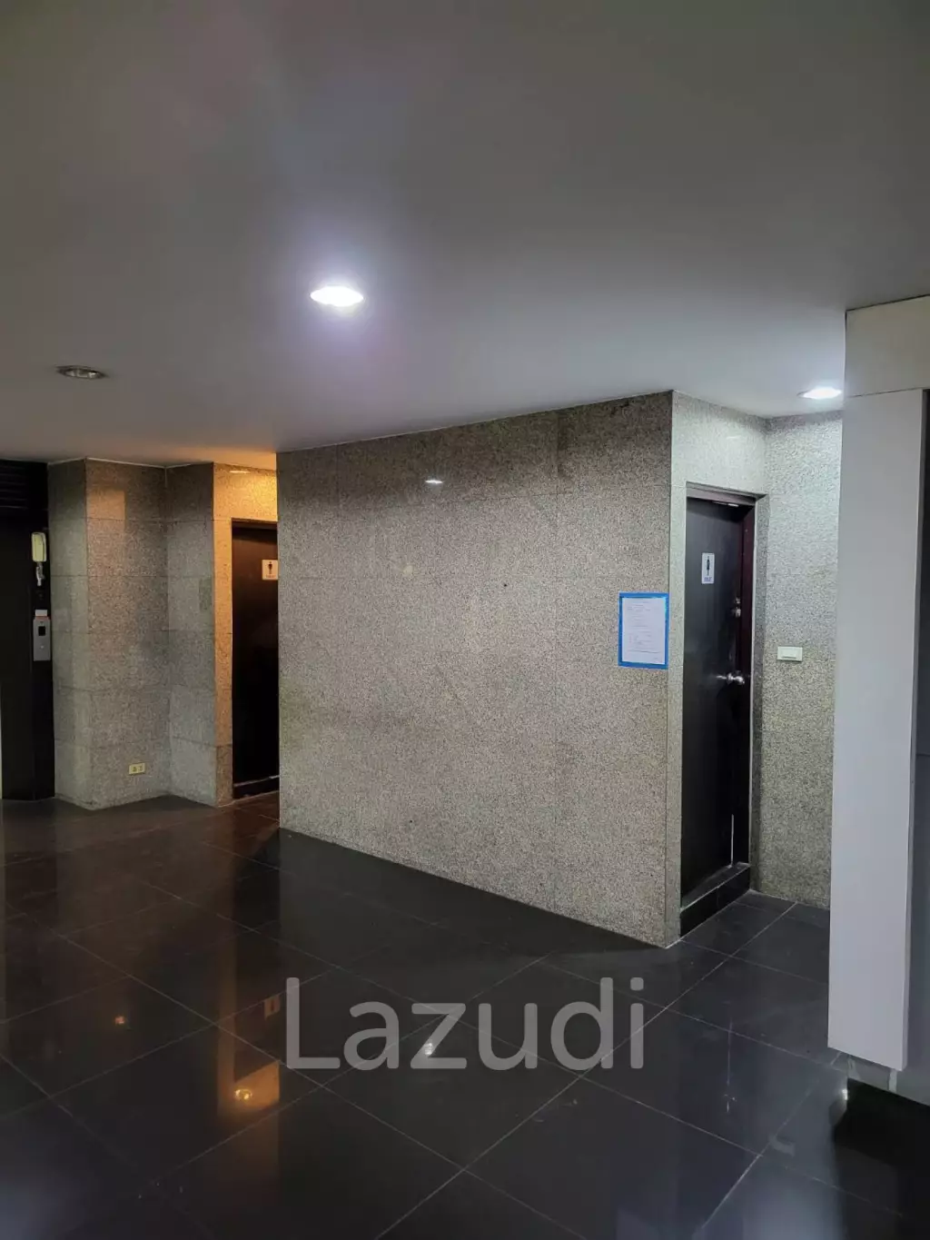 Whole Office Building for sale and rent in Chatuchak