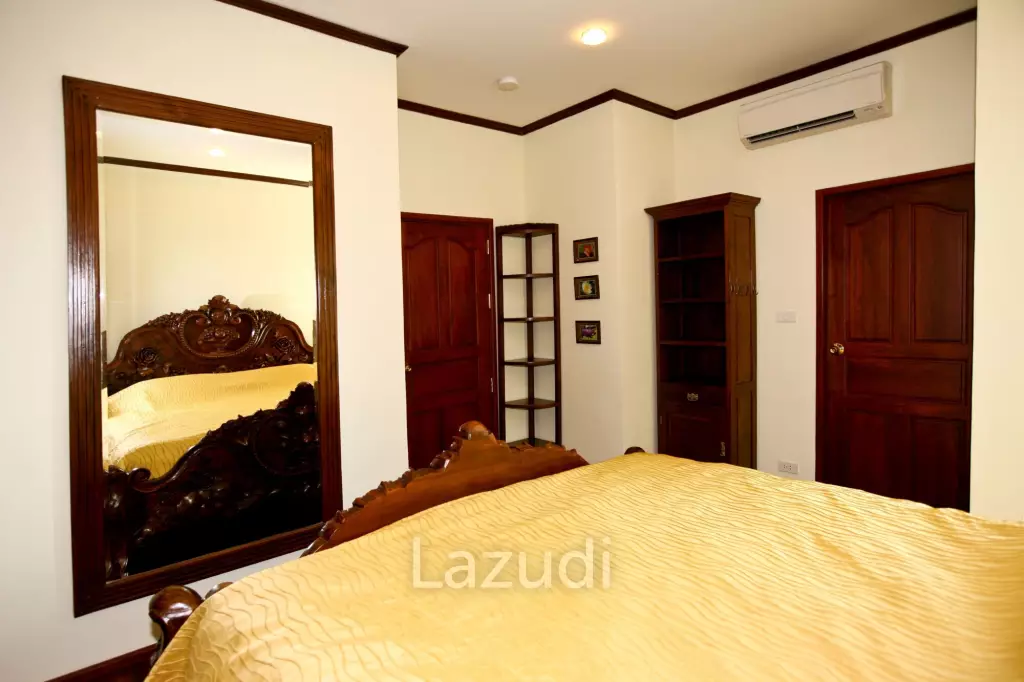2 Storey 4 Bed  Pool Villa near Town