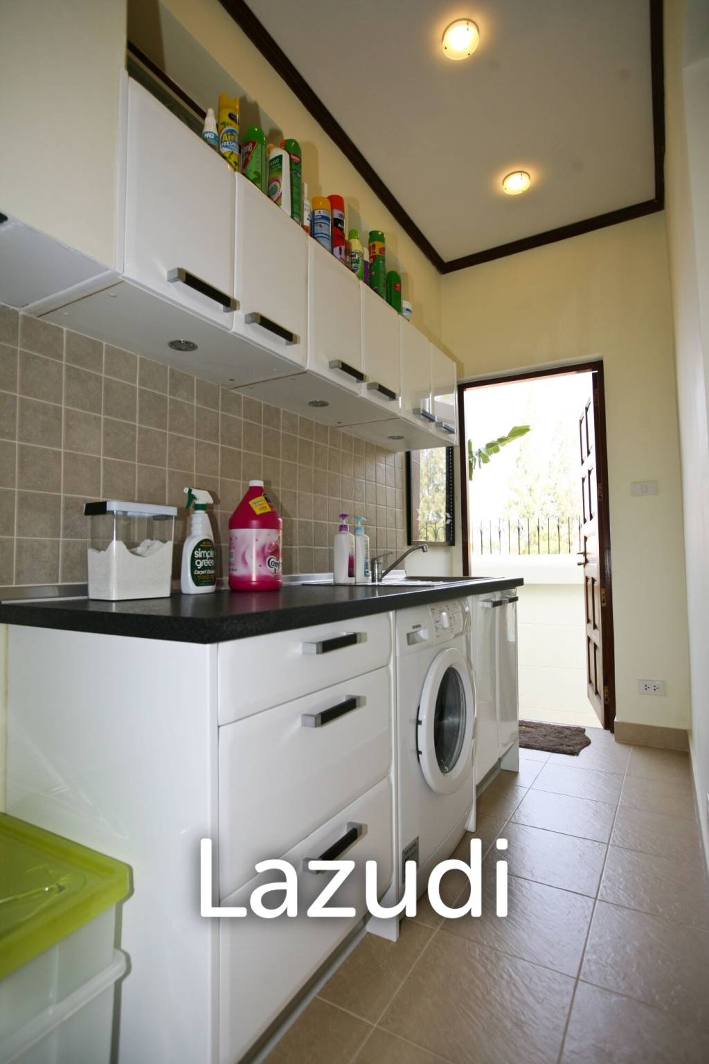 808 Sqm 4 Bed House For Sale