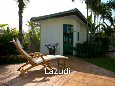 2 Storey 4 Bed  Pool Villa near Town