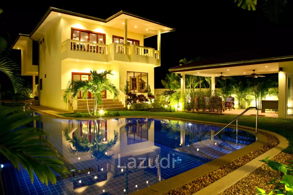 2 Storey 4 Bed  Pool Villa near Town