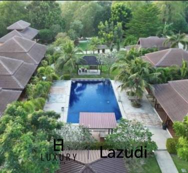 11 Bed 10 Bath Villa For Sale