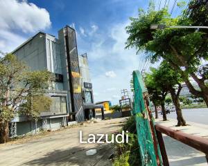 Whole Retail Building for sale in Ratchada-Thaphra