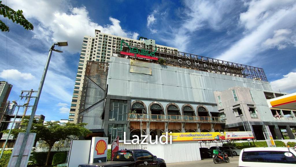 Whole Retail Building for sale in Ratchada-Thaphra
