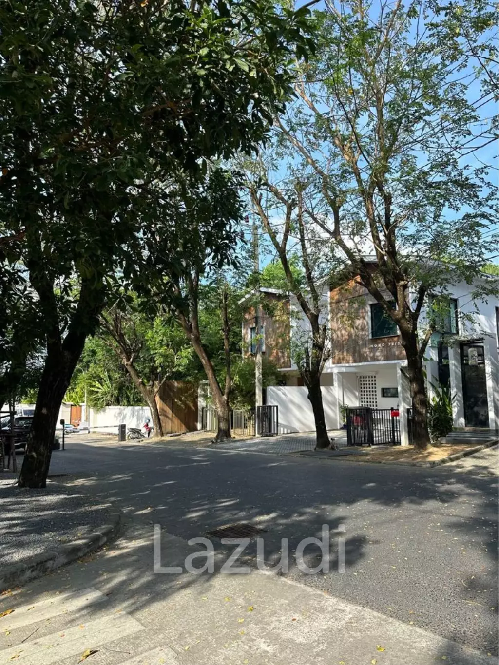 Serene Japanese-Styled 3-Bedroom House in Koh Kaew
