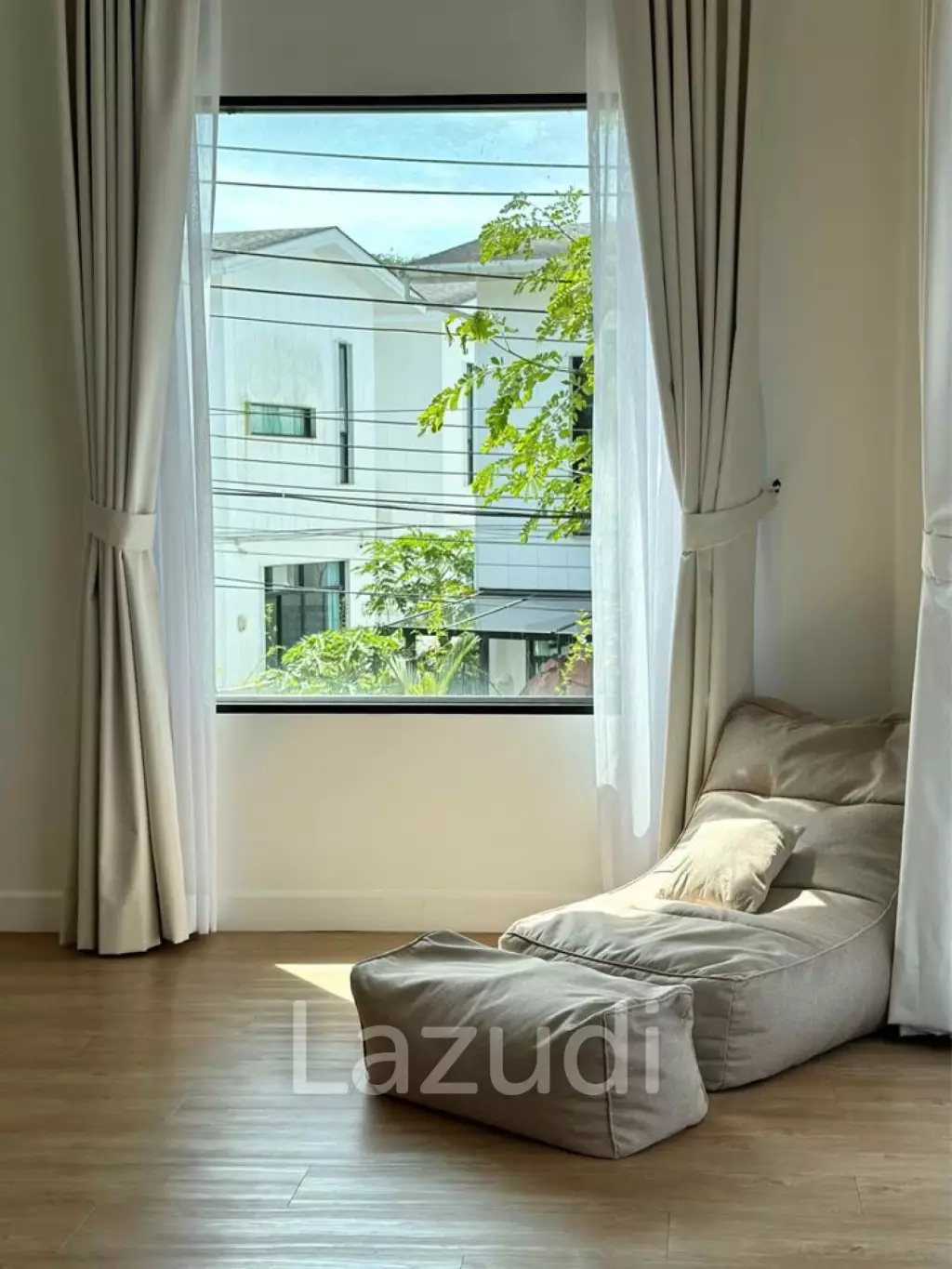 Serene Japanese-Styled 3-Bedroom House in Koh Kaew