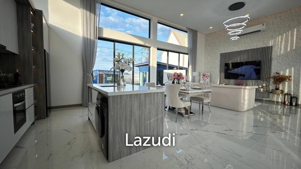 Luxurious 3-Bedroom 299.25 SQ.M Villa in Layan Chak Nok