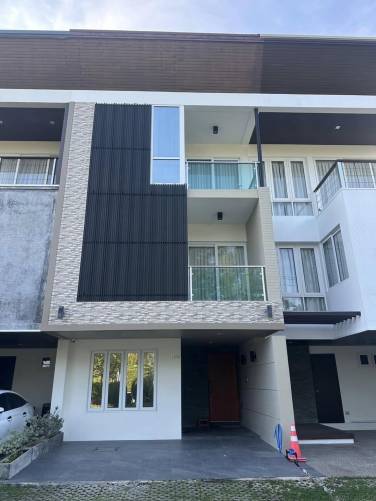 Modern 3 Bedroom House At  Boat Lagoon Residence, Koh Kaew