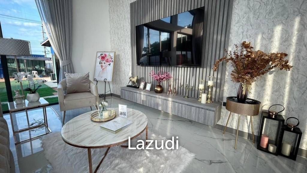 Luxurious 4-Bedroom 407.9 SQ.M Villa in Layan Chak Nok