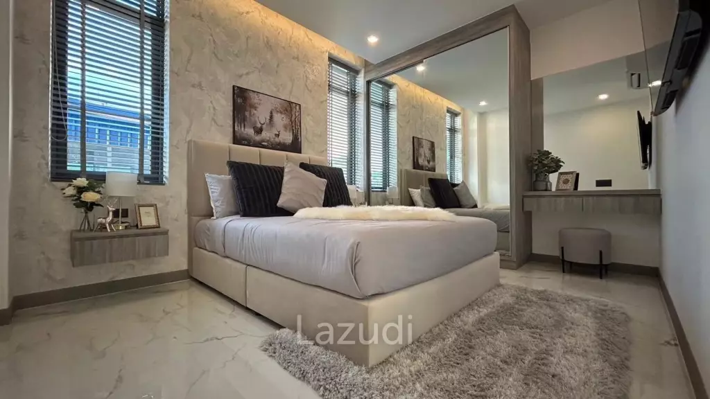 Luxurious 4-Bedroom 407.9 SQ.M Villa in Layan Chak Nok
