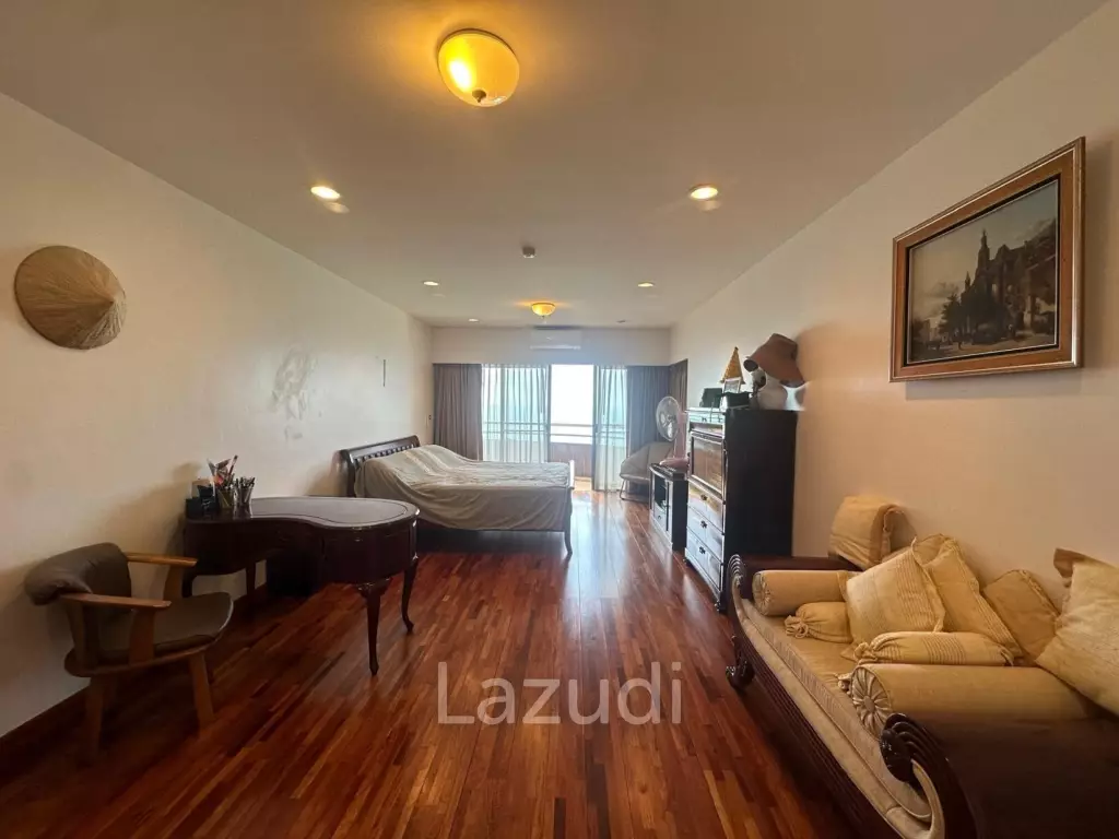 2 Beds 2 Baths 113 SQ.M. Krisda Golden Condotel