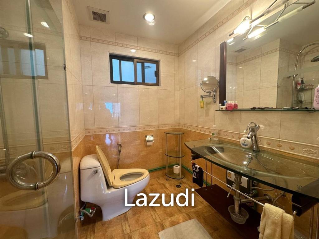 2 Beds 2 Baths 113 SQ.M. Krisda Golden Condotel