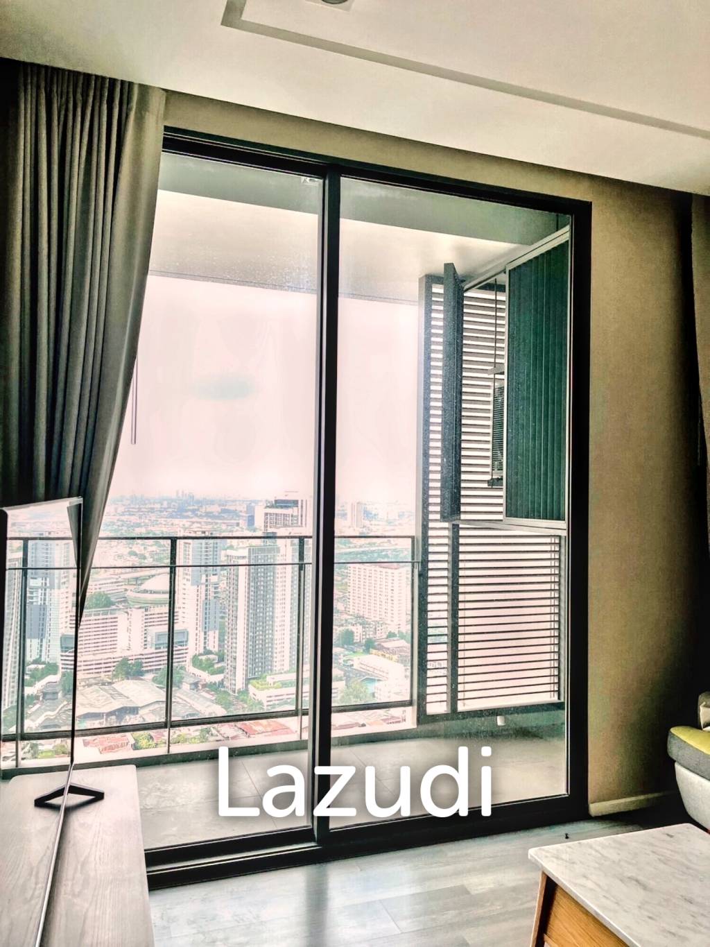 1 Bedroom 1 Bathroom 47 SQ.M 333 Riverside