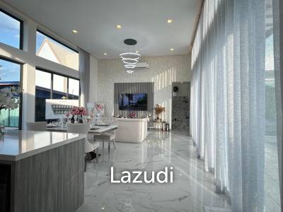 Luxurious 4-Bedroom 407.9 SQ.M Villa in Layan Chak Nok