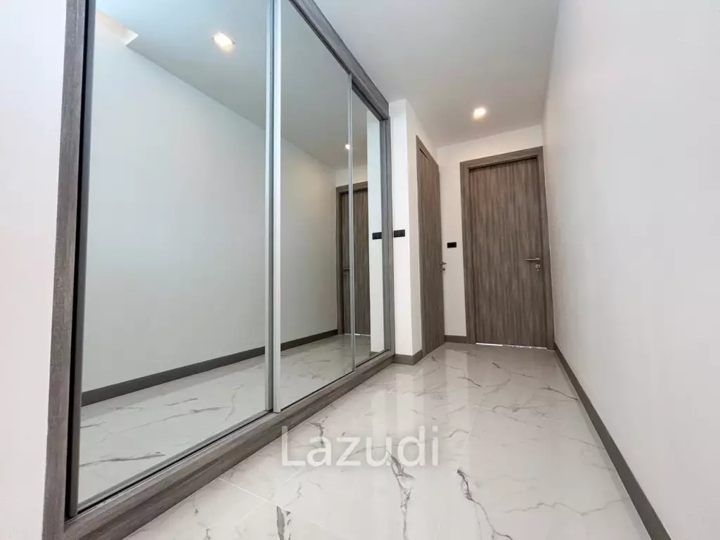 Luxurious 4-Bedroom 407.9 SQ.M Villa in Layan Chak Nok