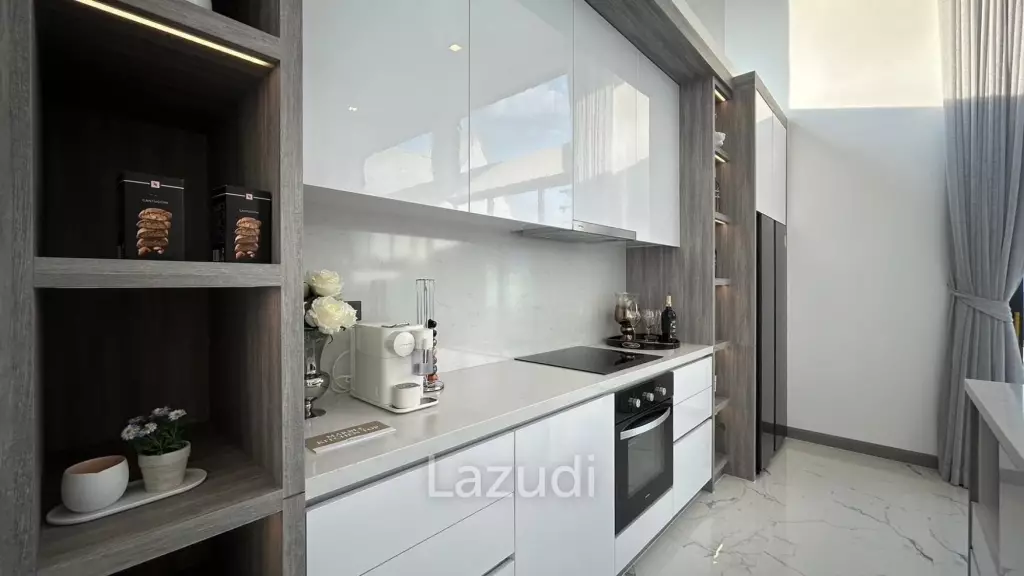Luxurious 4-Bedroom 407.9 SQ.M Villa in Layan Chak Nok