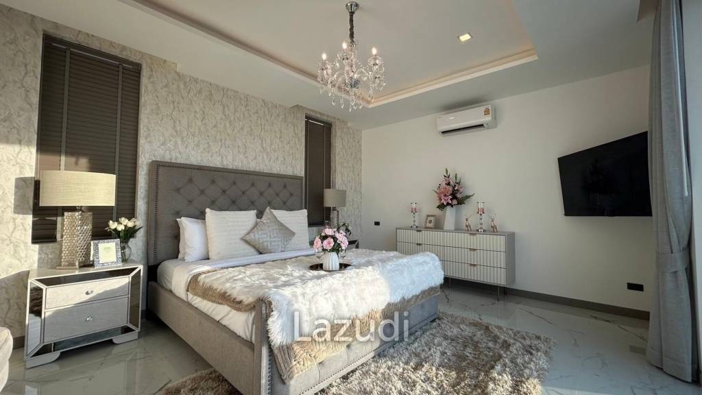 Luxurious 3-Bedroom 299.25 SQ.M Villa in Layan Chak Nok