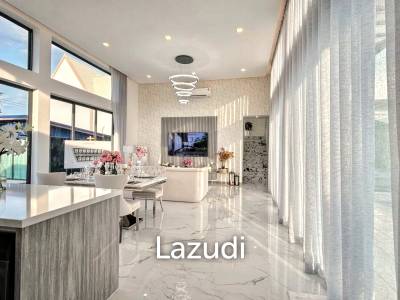 Luxurious 3-Bedroom 299.25 SQ.M Villa in Layan Chak Nok