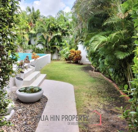 WOODLAND RESIDENCE  : 3 bed pool villa