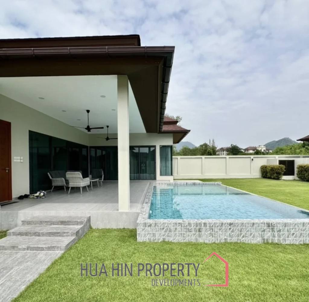 PANORAMA BLACK MOUNTAIN  : 3 bed pool villa