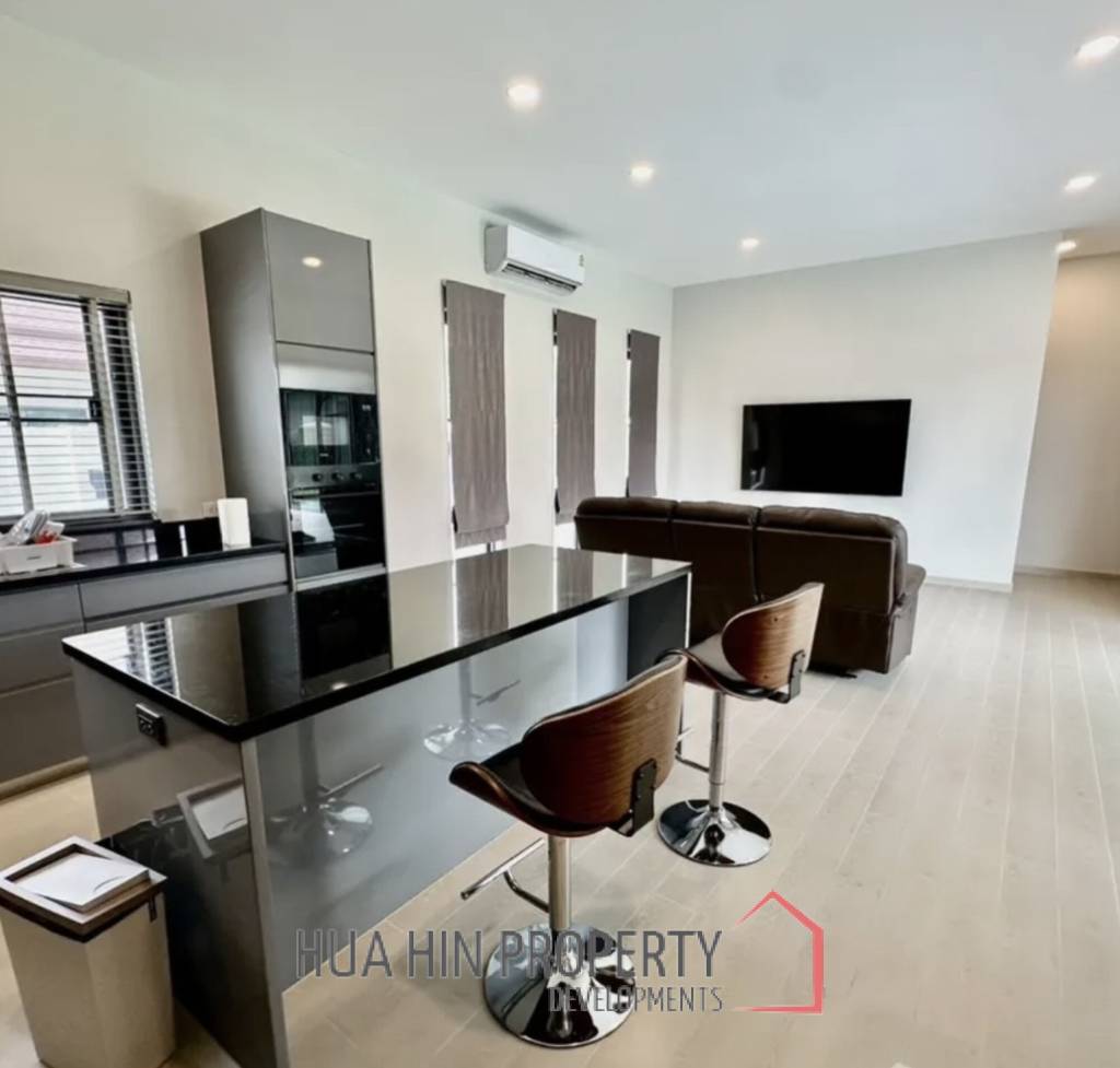 PANORAMA BLACK MOUNTAIN  : 3 bed pool villa