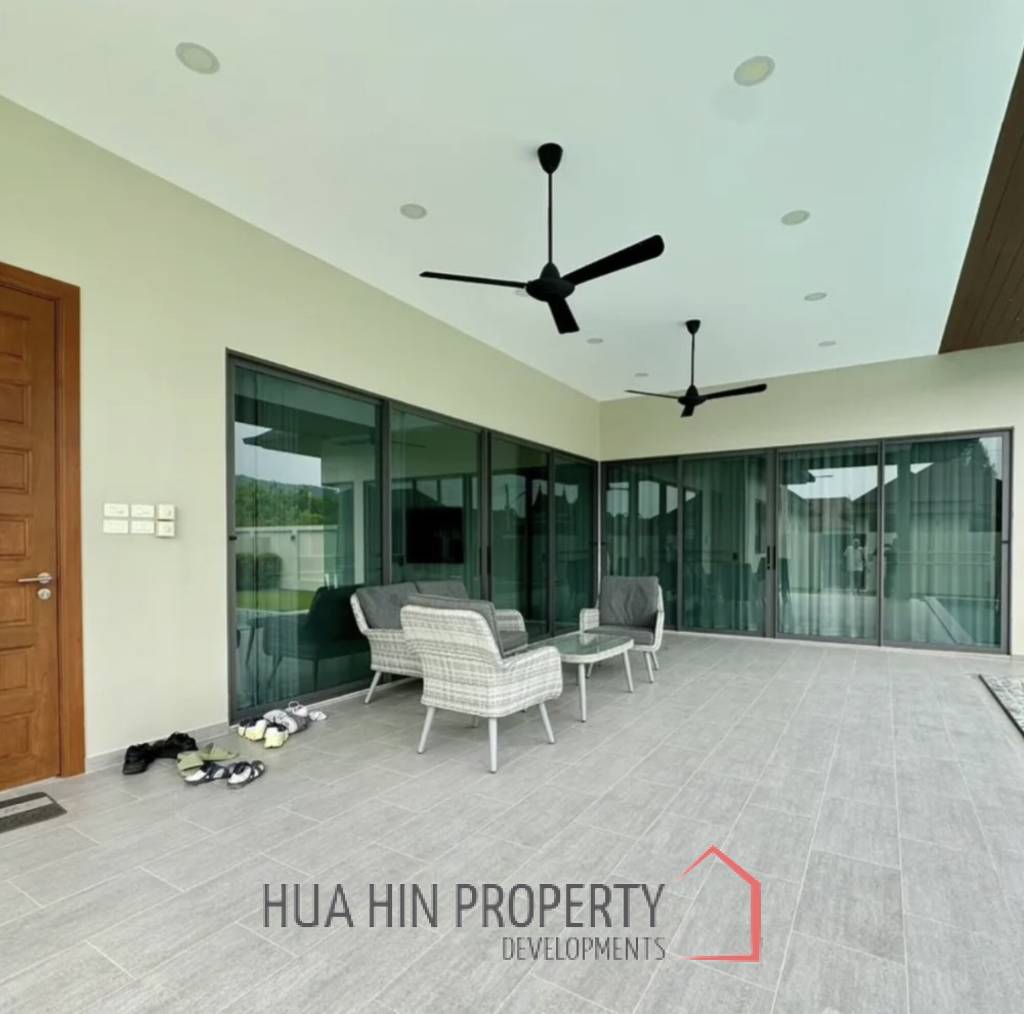 PANORAMA BLACK MOUNTAIN  : 3 bed pool villa