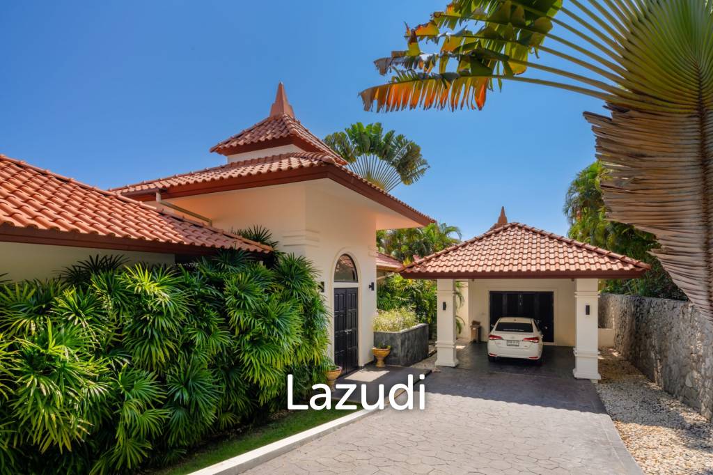 BELVIDA : Stunning 3 Bed + Study Pool Villa