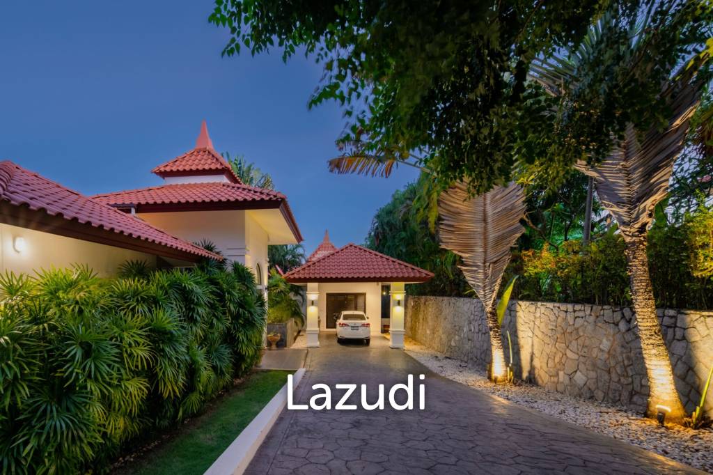 BELVIDA : Stunning 3 Bed + Study Pool Villa