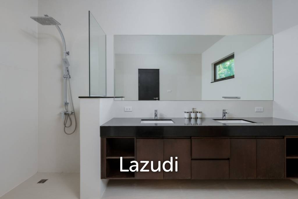 BELVIDA : Stunning 3 Bed + Study Pool Villa