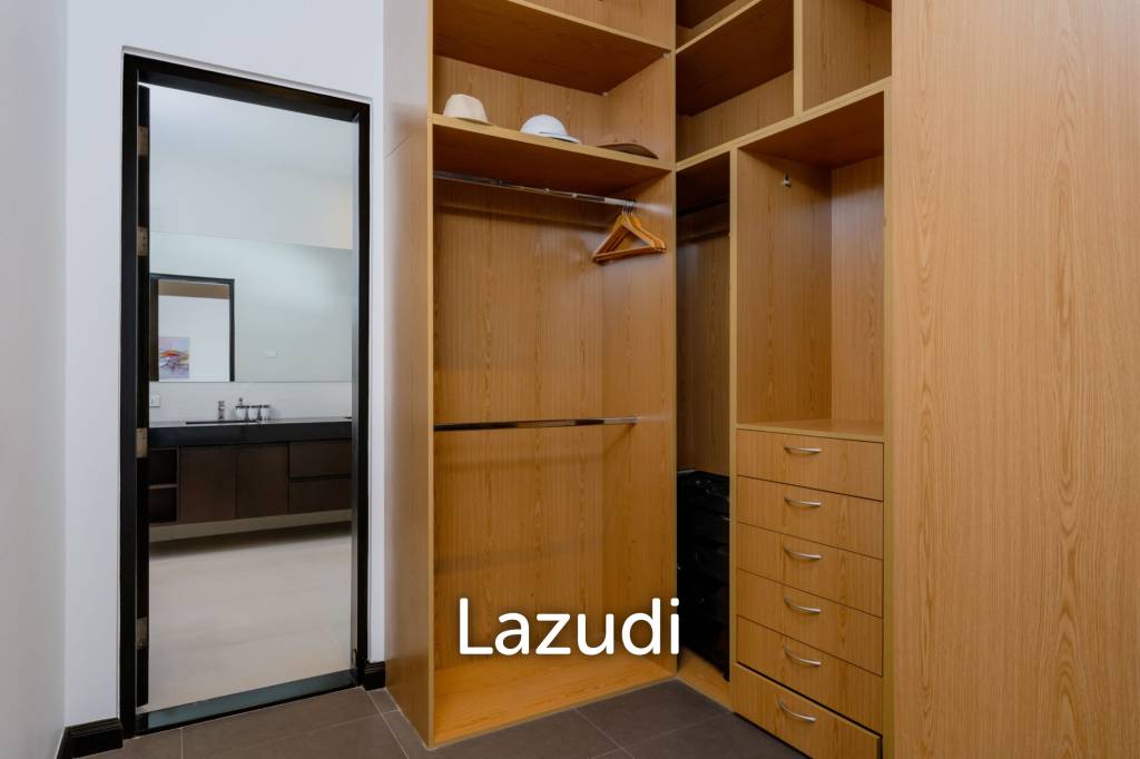 BELVIDA : Stunning 3 Bed + Study Pool Villa