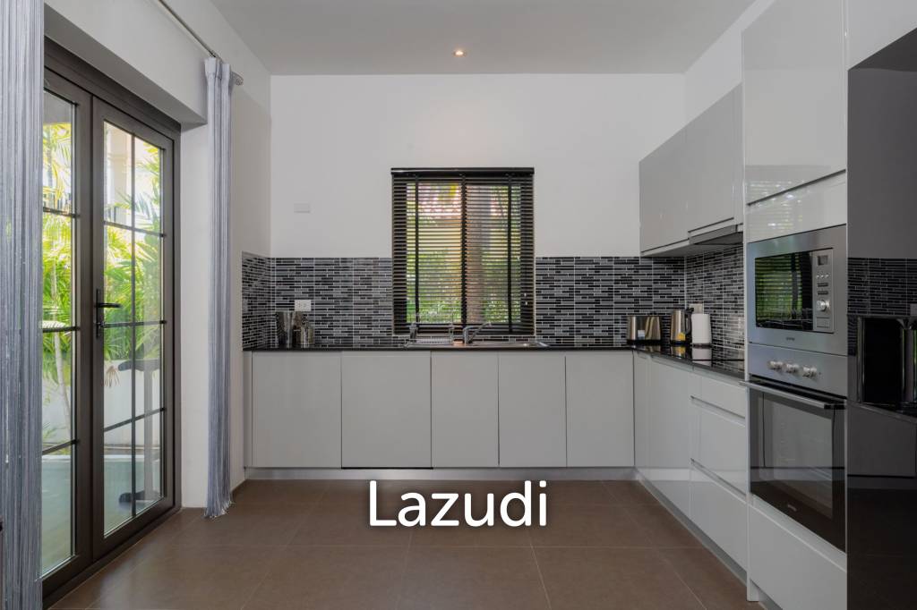 BELVIDA : Stunning 3 Bed + Study Pool Villa