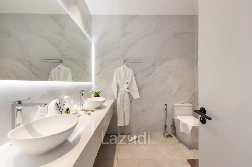 Elegant 4-Bedroom Villa in Bang Por – Ocean and Mountain Views
