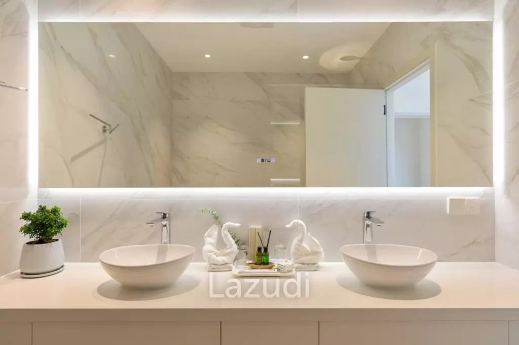 Elegant 4-Bedroom Villa in Bang Por – Ocean and Mountain Views