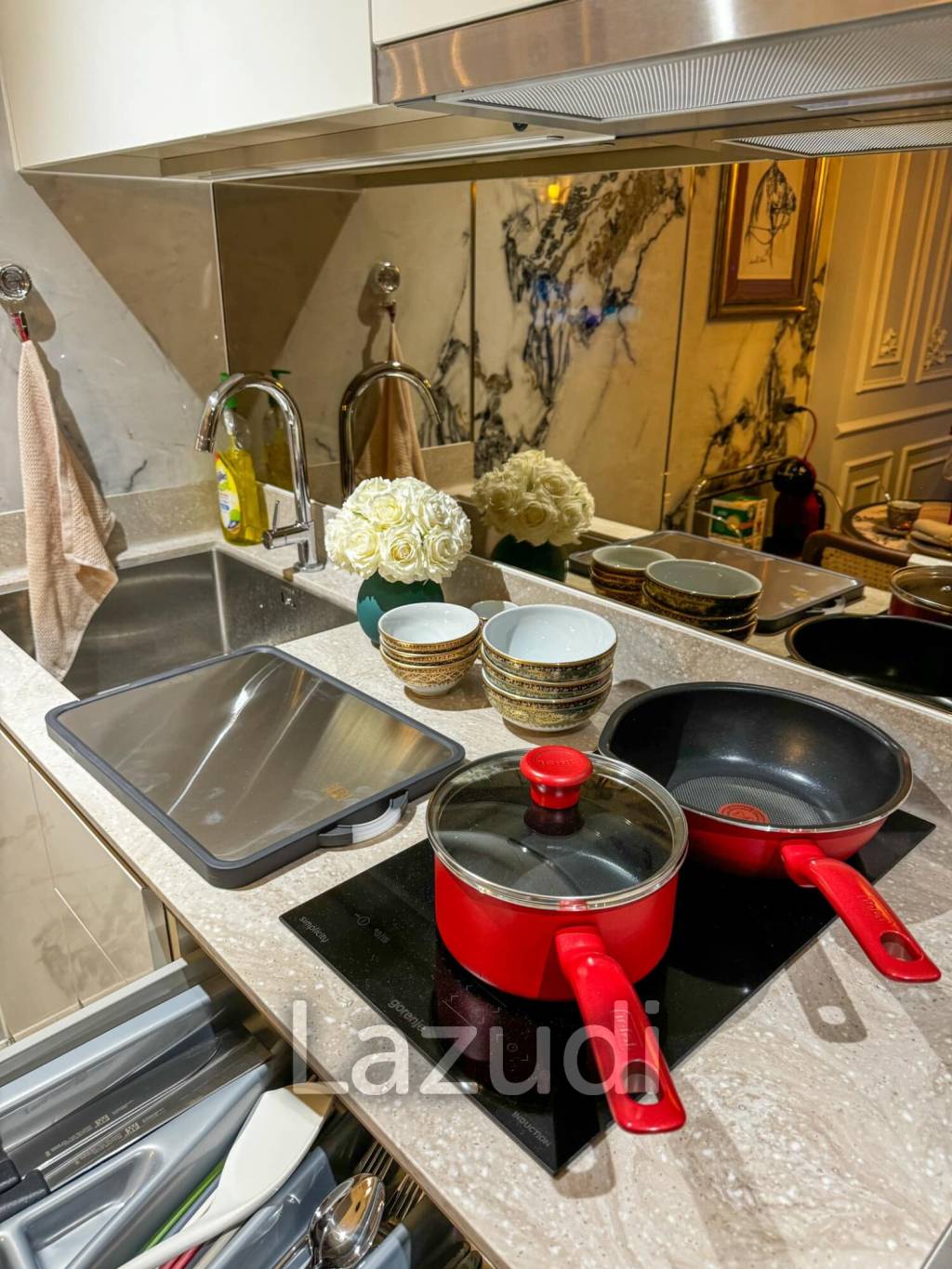 2 Bedroom 1 Bathroom 41 SQ.M  FYNN ASOKE